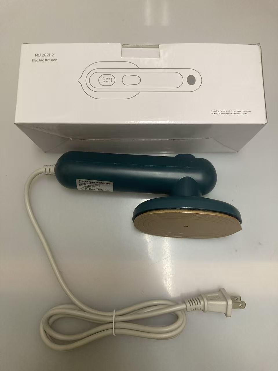 No. 2021-2 Electric Iron Random Color